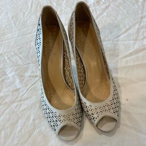 Ivanka Trump pumps